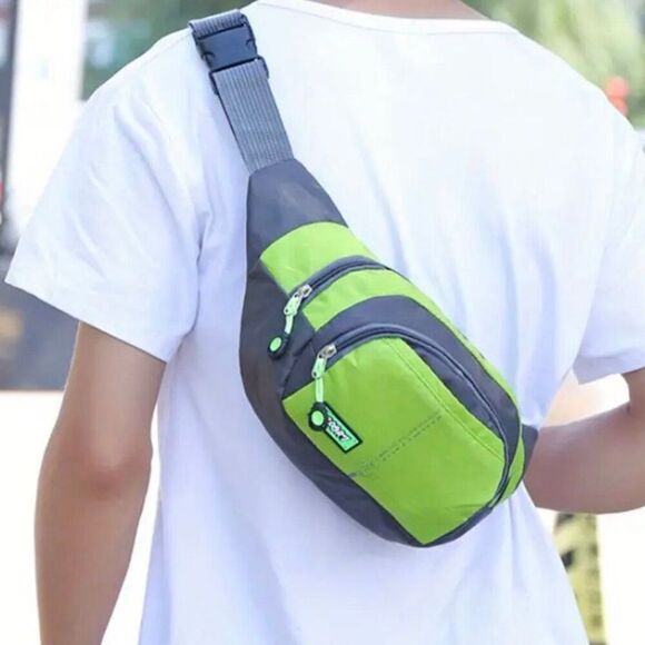 NWT Gorgeous Green & Grey Nylon Sling Bag Fanny Pack Bag with double zipper - Picture 8 of 9